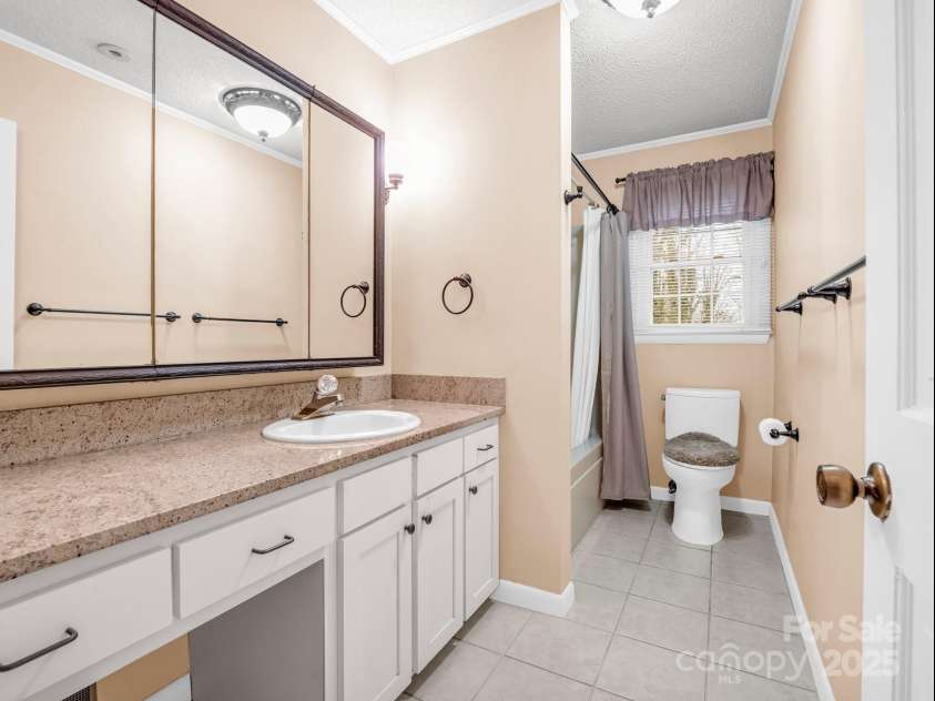 130 Fairway Drive, Rutherfordton, NC 28139.  MLS# CAR4230441, YatesRealty ID 7357. 