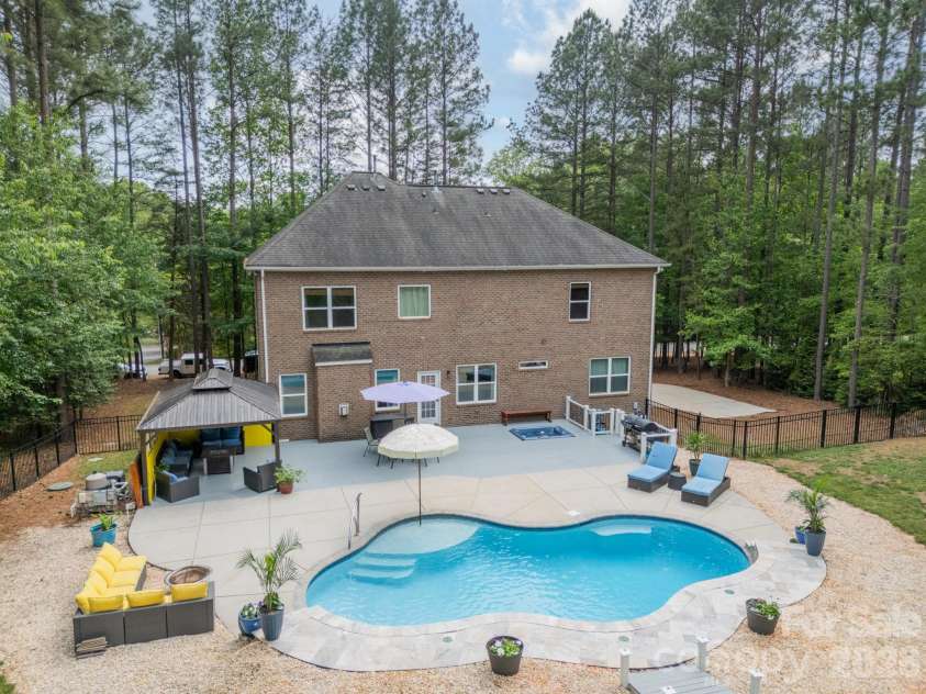 512 Stillwater Road, Troutman, NC 28166.  MLS# CAR4382195, YatesRealty ID 7358. 