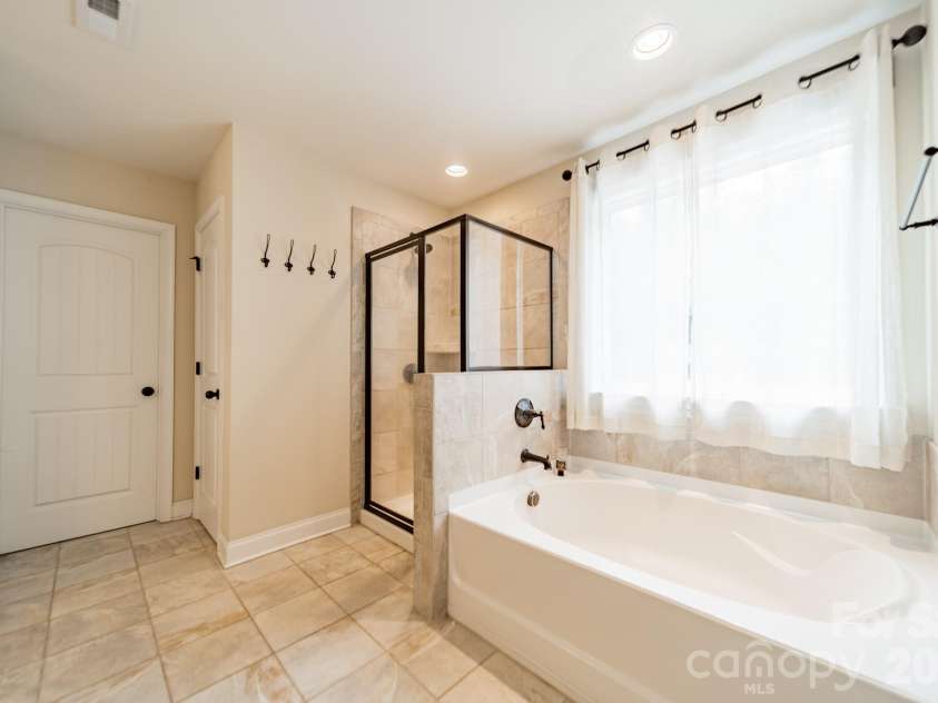 512 Stillwater Road, Troutman, NC 28166.  MLS# CAR4382195, YatesRealty ID 7358. 