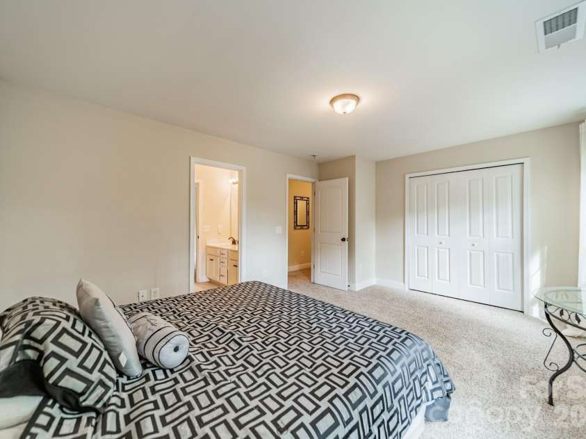 512 Stillwater Road, Troutman, NC 28166.  MLS# CAR4382195, YatesRealty ID 7358. 
