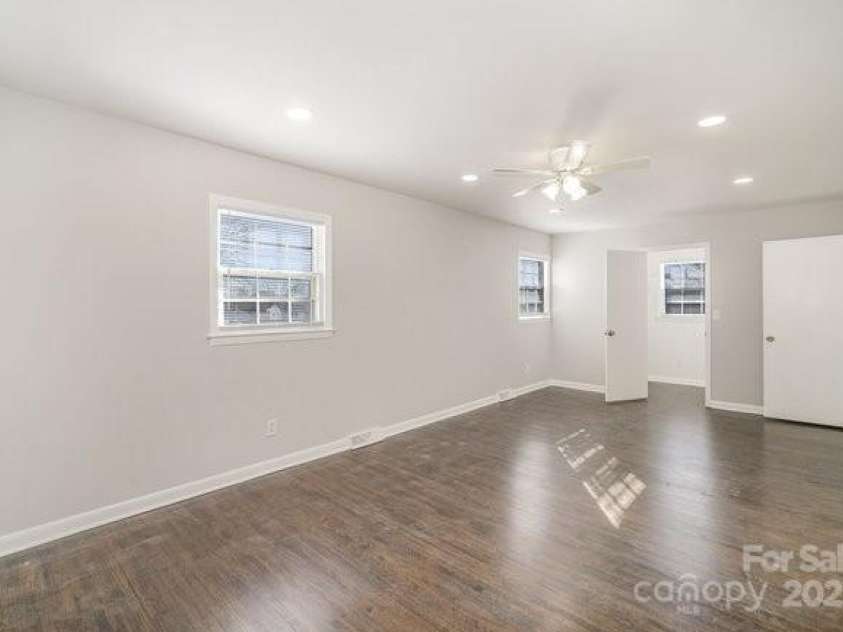 303 Bost Street, Kannapolis, NC 28081.  MLS# CAR4231090, YatesRealty ID 7359. 