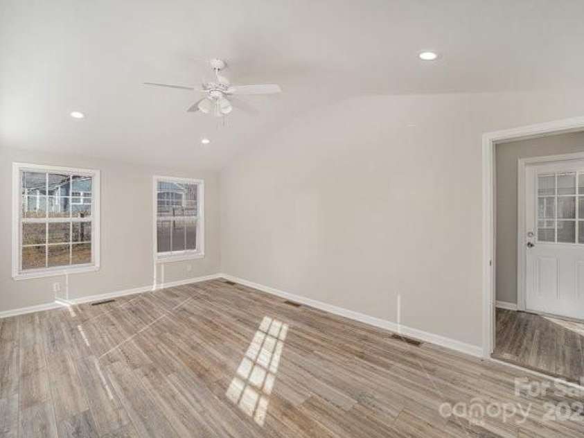 303 Bost Street, Kannapolis, NC 28081.  MLS# CAR4231090, YatesRealty ID 7359. 