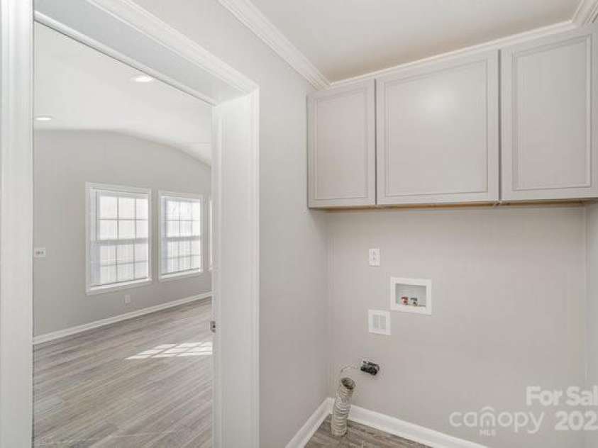 303 Bost Street, Kannapolis, NC 28081.  MLS# CAR4231090, YatesRealty ID 7359. 