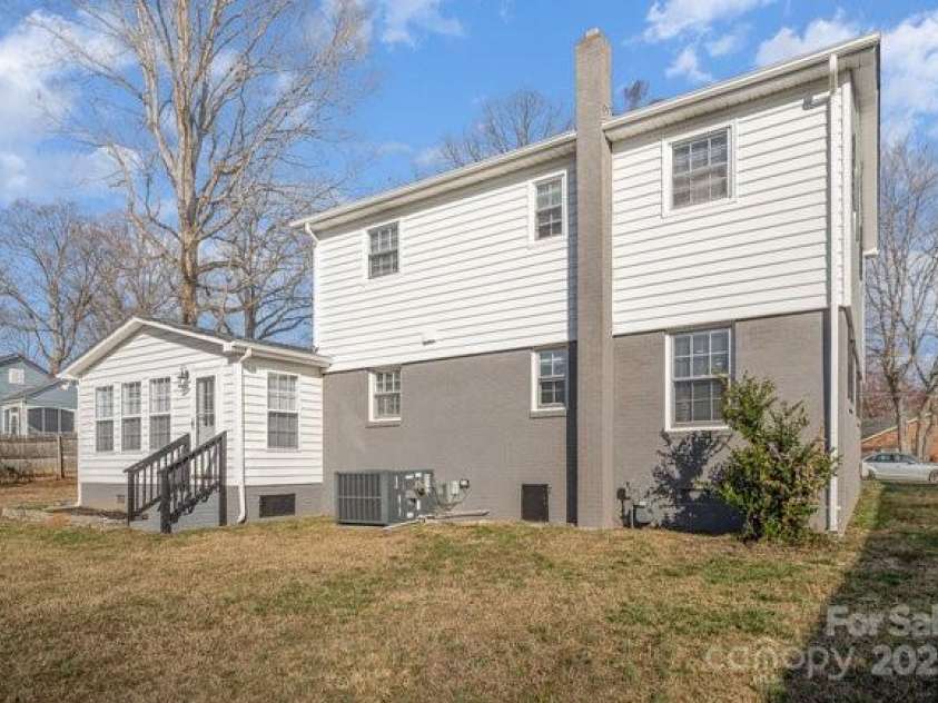 303 Bost Street, Kannapolis, NC 28081.  MLS# CAR4231090, YatesRealty ID 7359. 