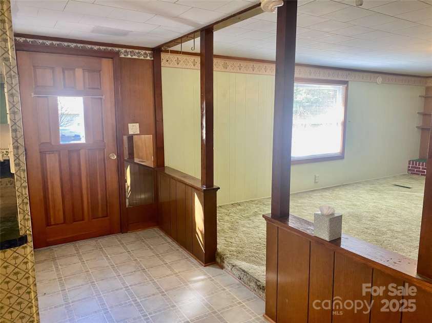 1773 Carlton Drive, Lenoir, NC 28645.  MLS# CAR4231289, YatesRealty ID 7360. 