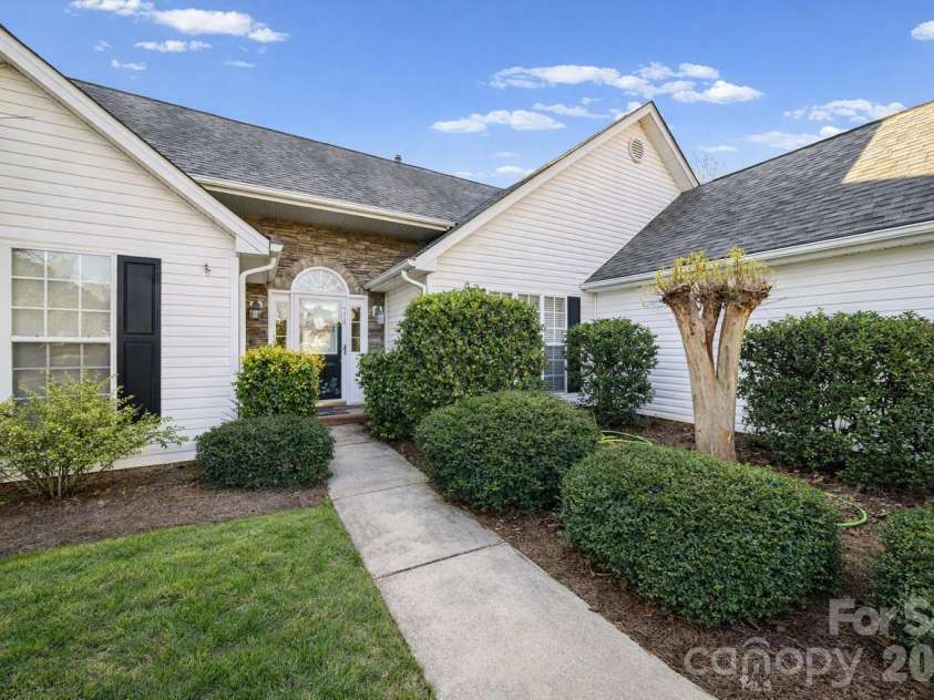 4625 Brewington Parkway, Rock Hill, SC 29732.  MLS# CAR4338654, YatesRealty ID 7360. 