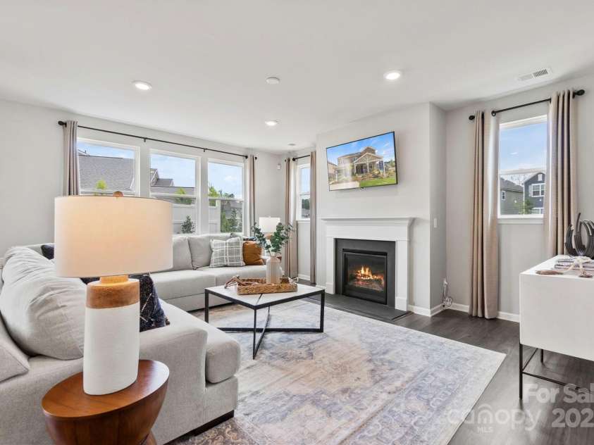 3312 Meadow Wood Court, Maiden, NC 28650.  MLS# CAR4216300, YatesRealty ID 7361. Great Room