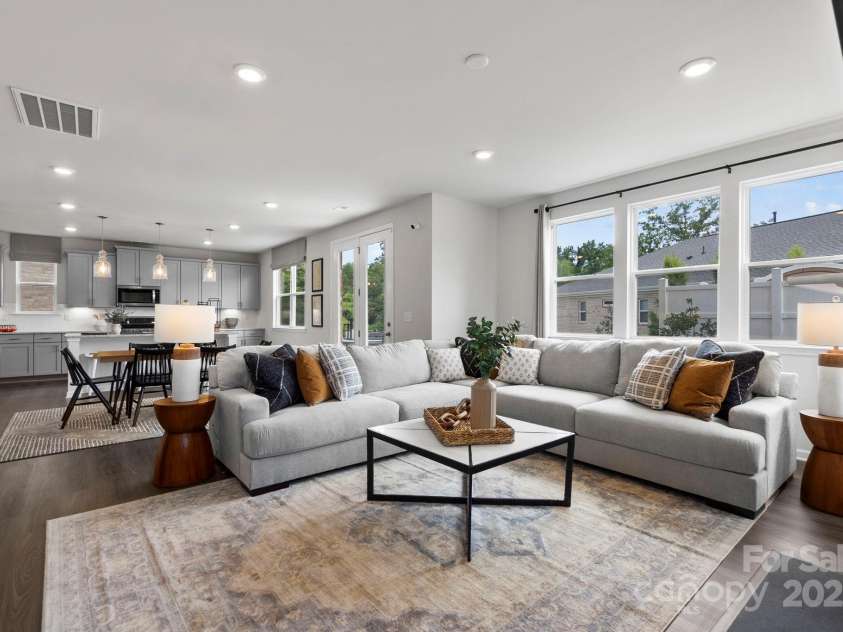 3312 Meadow Wood Court, Maiden, NC 28650.  MLS# CAR4216300, YatesRealty ID 7361. Great Room