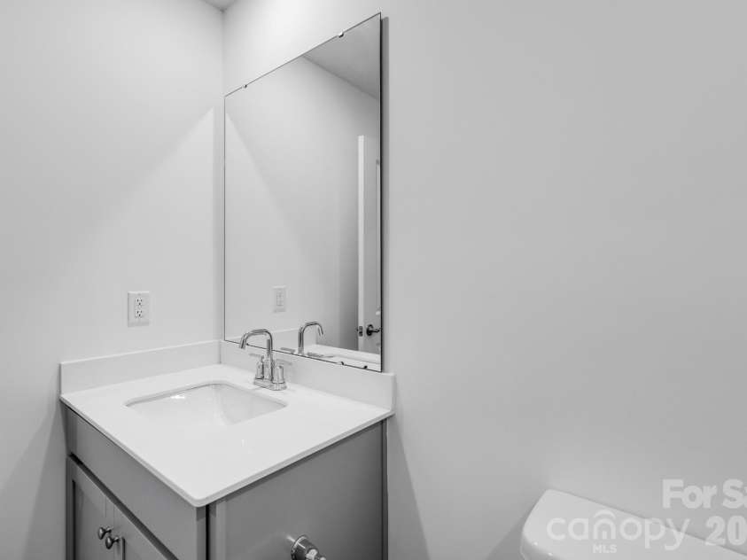647 Sparano Loop, York, SC 29745.  MLS# CAR4345272, YatesRealty ID 7362. 