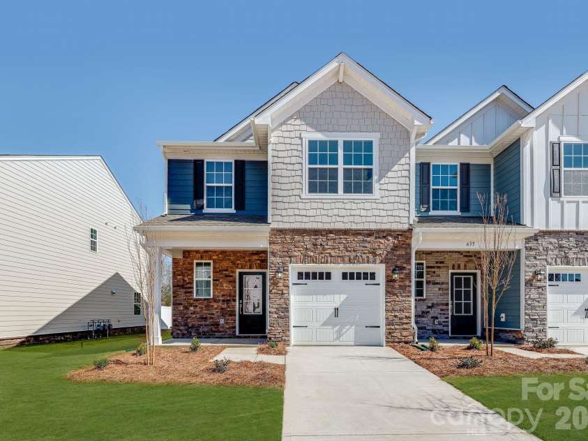 631 Sparano Loop, York, SC 29745.  MLS# CAR4345268, YatesRealty ID 7363. 