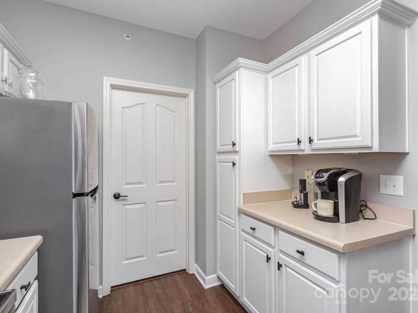 17135 Red Feather Drive, Charlotte, NC 28277.  MLS# CAR4168638, YatesRealty ID 7364. 