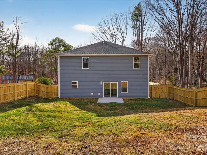 519 Anne Avenue, Waxhaw, NC 28173.  MLS# CAR4344099, YatesRealty ID 7367. 