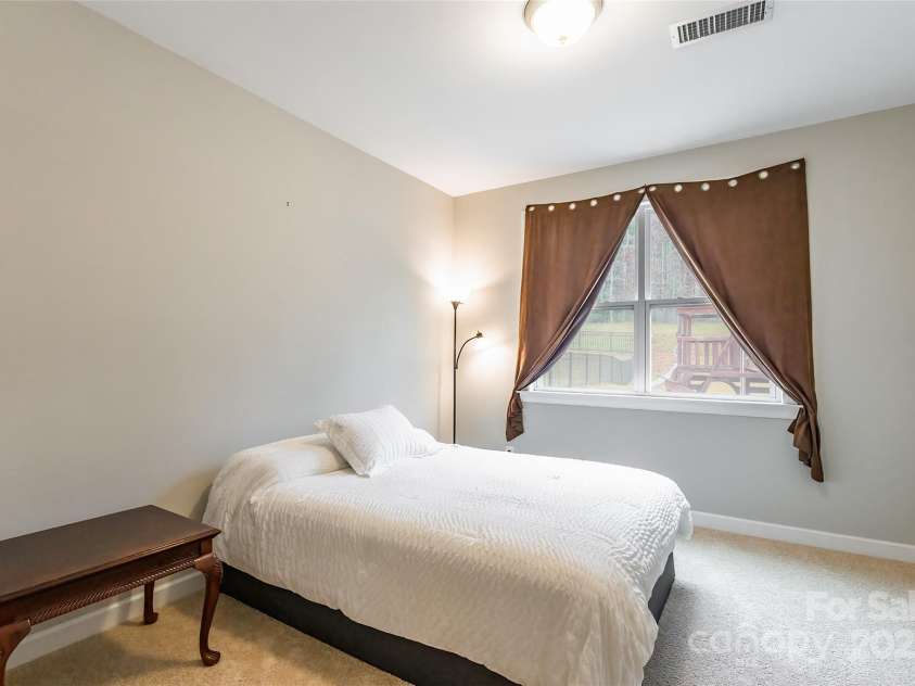 10118 Castlebrooke Drive, Concord, NC 28027.  MLS# CAR4239174, YatesRealty ID 7368. 