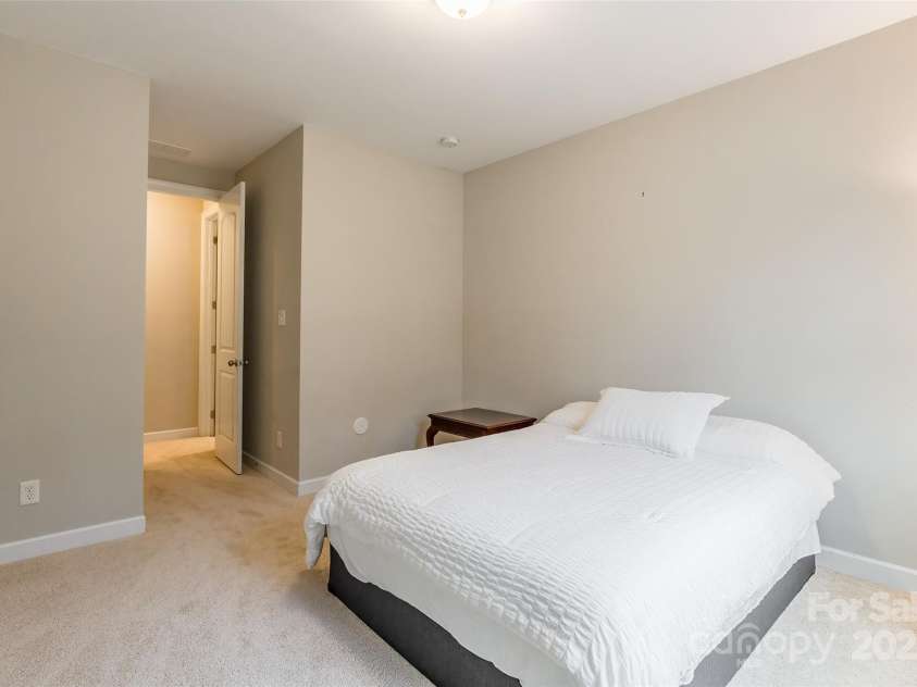 10118 Castlebrooke Drive, Concord, NC 28027.  MLS# CAR4239174, YatesRealty ID 7368. 