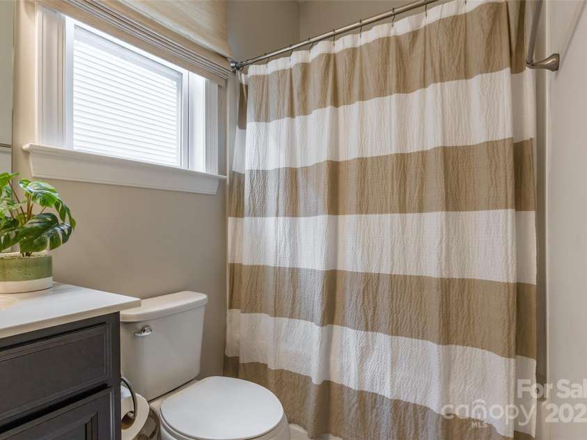 10118 Castlebrooke Drive, Concord, NC 28027.  MLS# CAR4239174, YatesRealty ID 7368. 