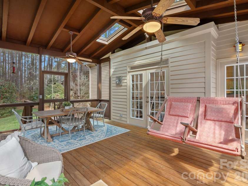 115 Pine Cliff Lane, Mooresville, NC 28117.  MLS# CAR4354716, YatesRealty ID 7368. 