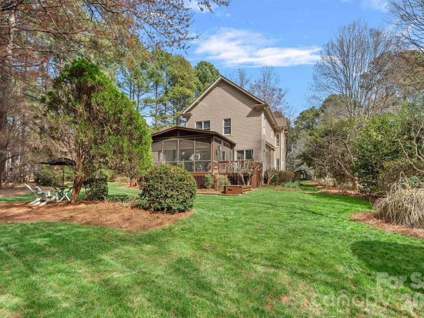 115 Pine Cliff Lane, Mooresville, NC 28117.  MLS# CAR4354716, YatesRealty ID 7368. 