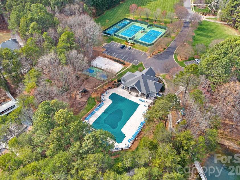 115 Pine Cliff Lane, Mooresville, NC 28117.  MLS# CAR4354716, YatesRealty ID 7368. 