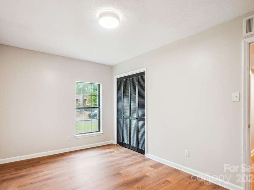 1162 Westover Circle, Rock Hill, SC 29732.  MLS# CAR4242609, YatesRealty ID 7369. 