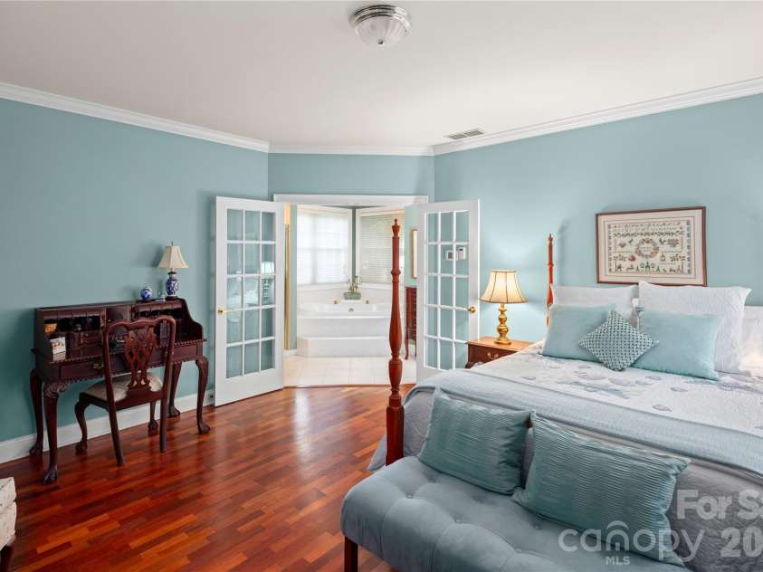 842 Rickel Drive, Hendersonville, NC 28739.  MLS# CAR4273464, YatesRealty ID 7369. 