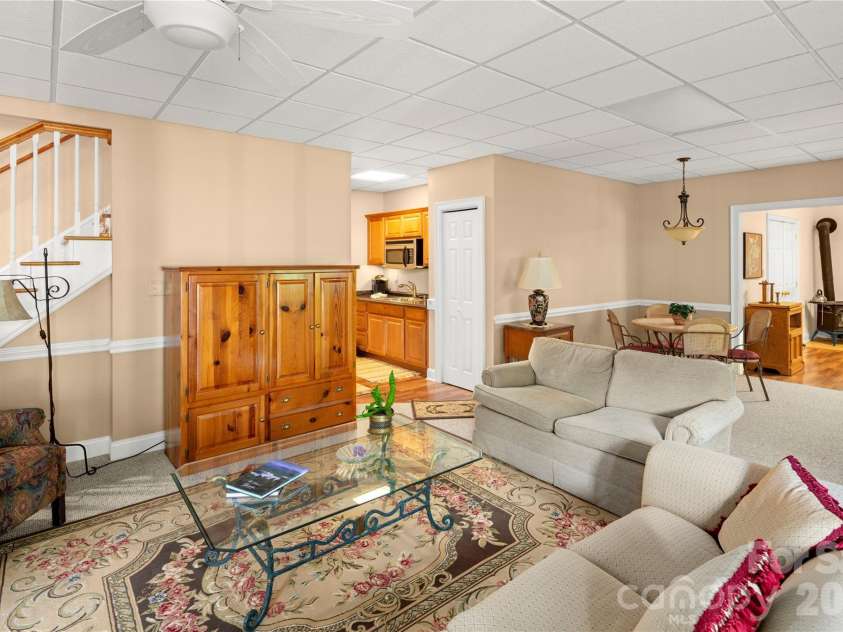 842 Rickel Drive, Hendersonville, NC 28739.  MLS# CAR4273464, YatesRealty ID 7369. 