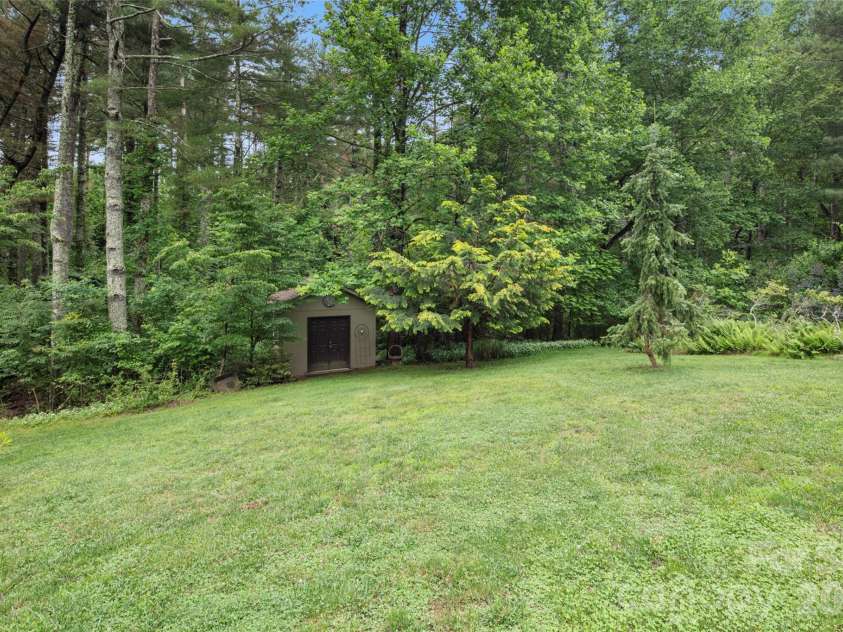842 Rickel Drive, Hendersonville, NC 28739.  MLS# CAR4273464, YatesRealty ID 7369. 