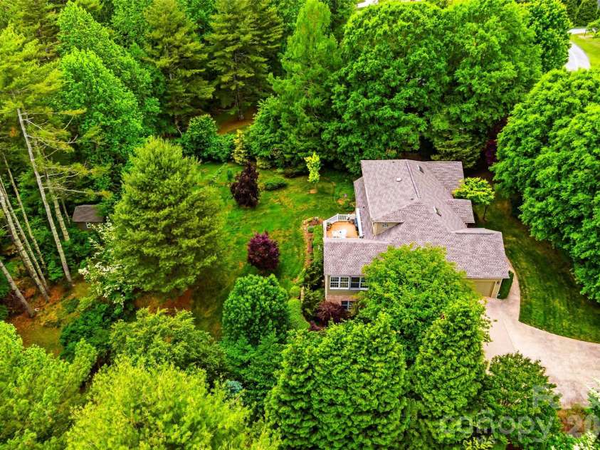 842 Rickel Drive, Hendersonville, NC 28739.  MLS# CAR4273464, YatesRealty ID 7369. 