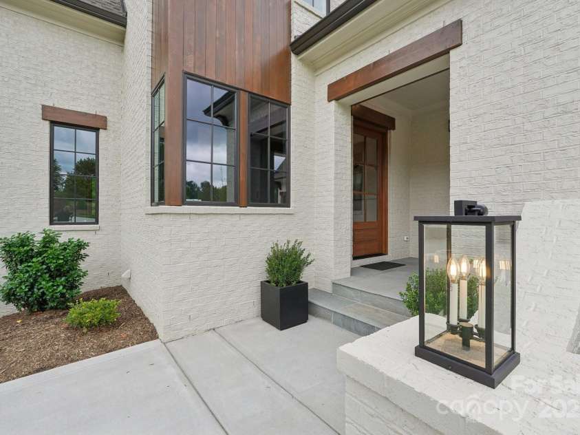 213 Crest Court, Weddington, NC 28104.  MLS# CAR4314692, YatesRealty ID 737. 