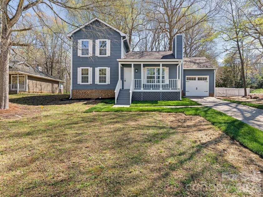 6223 Whitewater Drive, Charlotte, NC 28214.  MLS# CAR4359307, YatesRealty ID 7370. Front Exterior
