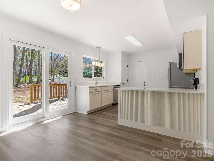 6223 Whitewater Drive, Charlotte, NC 28214.  MLS# CAR4359307, YatesRealty ID 7370. Kitchen