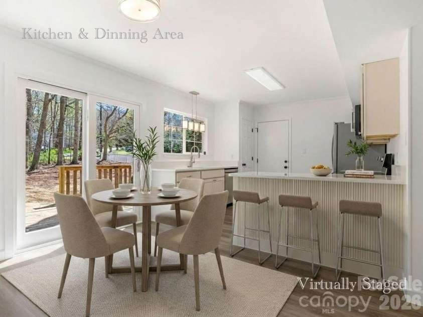 6223 Whitewater Drive, Charlotte, NC 28214.  MLS# CAR4359307, YatesRealty ID 7370. VIRTUALLY STAGED - Kitchen