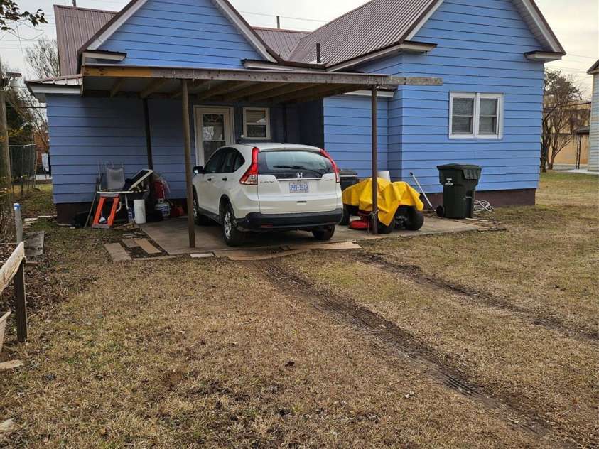 414 Yadkin Avenue, Spencer, NC 28159.  MLS# CAR4216308, YatesRealty ID 7371. 