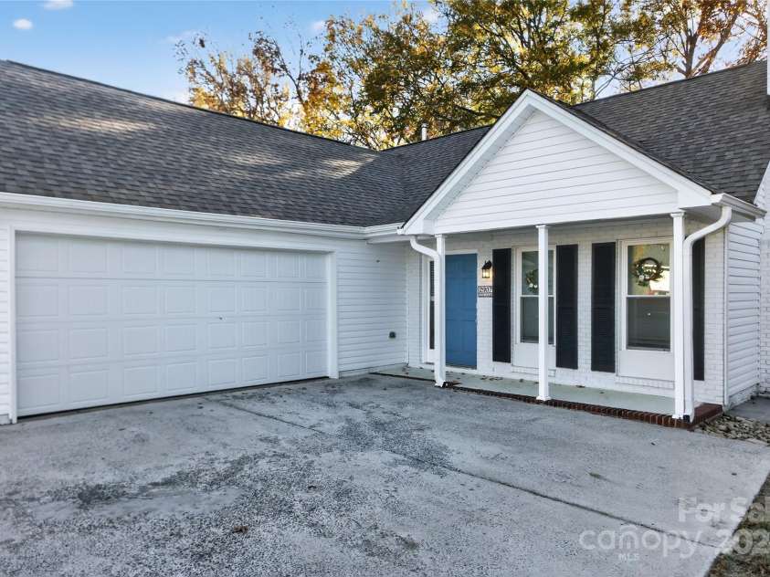 2907 Ashe Croft Drive, Indian Trail, NC 28079.  MLS# CAR4322450, YatesRealty ID 7372. 