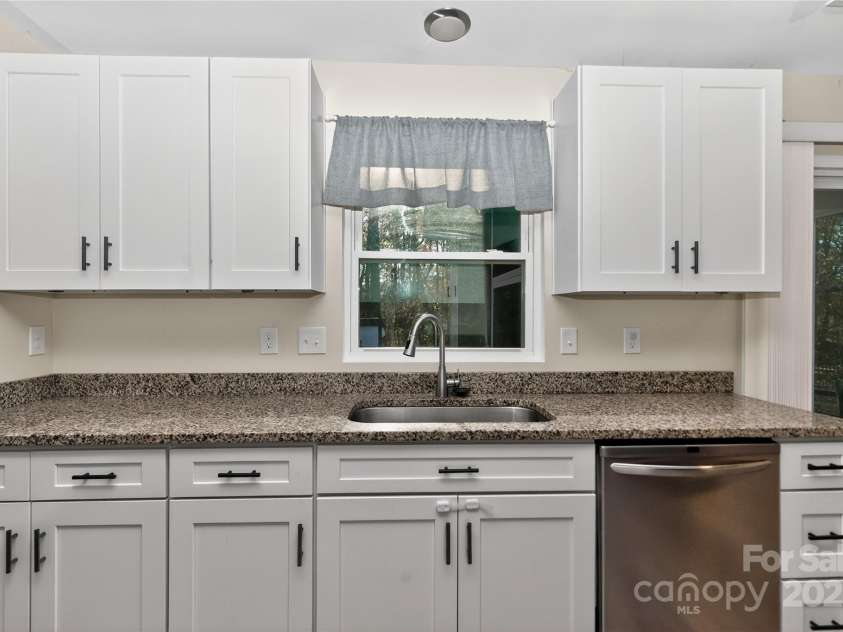 2907 Ashe Croft Drive, Indian Trail, NC 28079.  MLS# CAR4322450, YatesRealty ID 7372. 