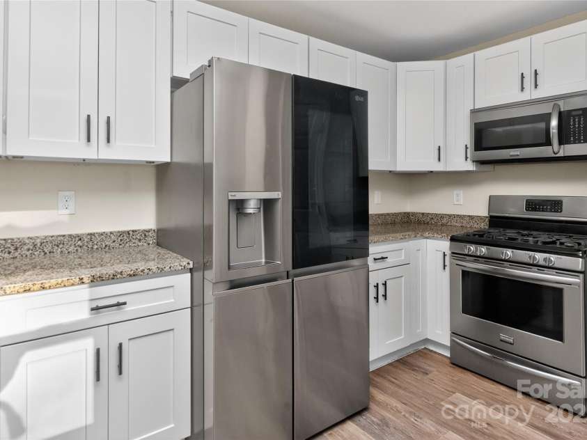 2907 Ashe Croft Drive, Indian Trail, NC 28079.  MLS# CAR4322450, YatesRealty ID 7372. 
