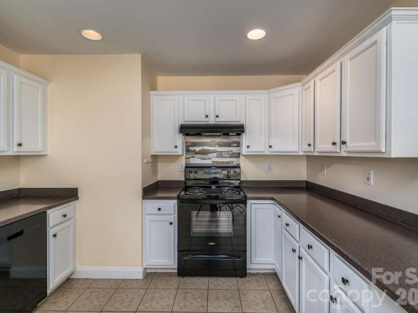 235 Kendra Drive, Mooresville, NC 28117.  MLS# CAR4389102, YatesRealty ID 7373. 