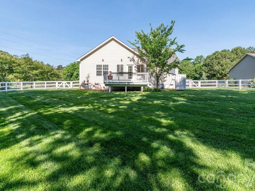 235 Kendra Drive, Mooresville, NC 28117.  MLS# CAR4389102, YatesRealty ID 7373. 