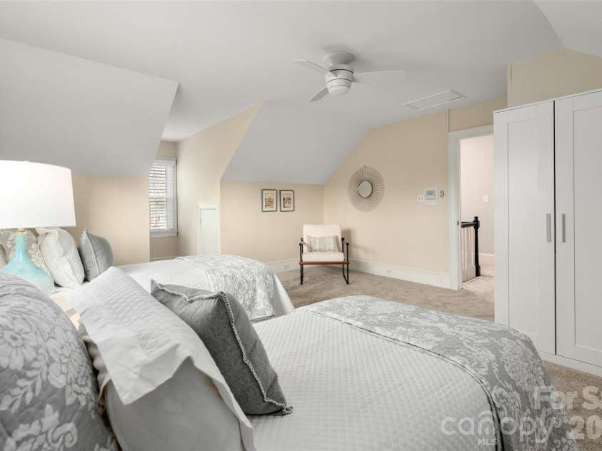 5512 Bellerive Court, Charlotte, NC 28277.  MLS# CAR4332977, YatesRealty ID 7374. 6th BR -3rd Floor 
