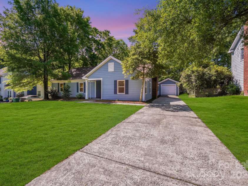 1938 Dembrigh Lane, Charlotte, NC 28262.  MLS# CAR4248394, YatesRealty ID 7375. 