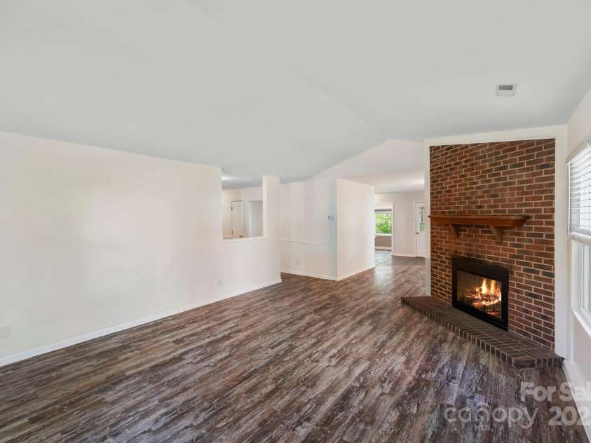 1938 Dembrigh Lane, Charlotte, NC 28262.  MLS# CAR4248394, YatesRealty ID 7375. 