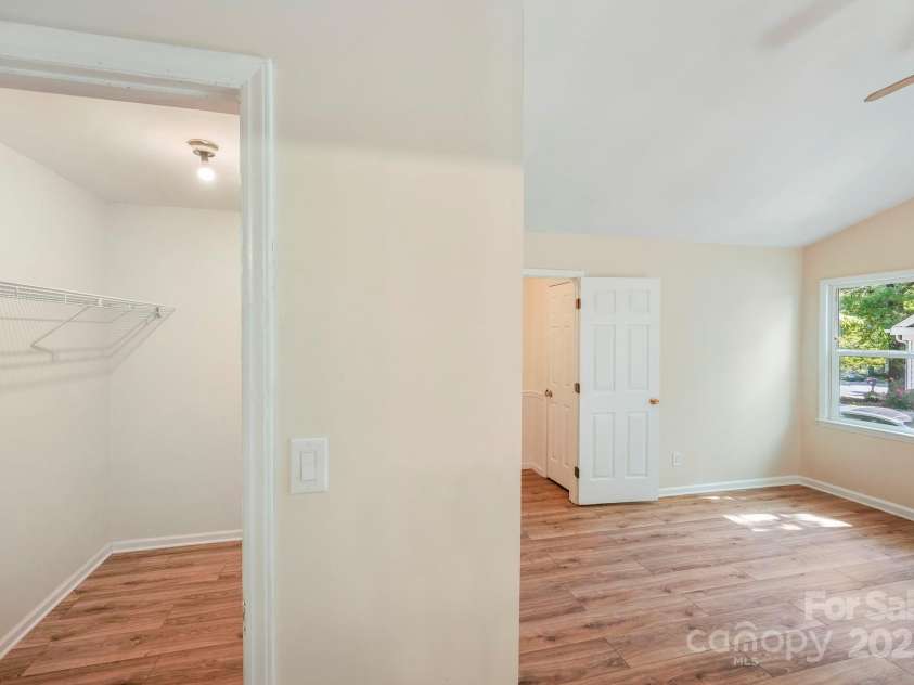 1938 Dembrigh Lane, Charlotte, NC 28262.  MLS# CAR4248394, YatesRealty ID 7375. 