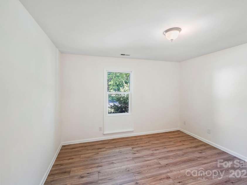 1938 Dembrigh Lane, Charlotte, NC 28262.  MLS# CAR4248394, YatesRealty ID 7375. 