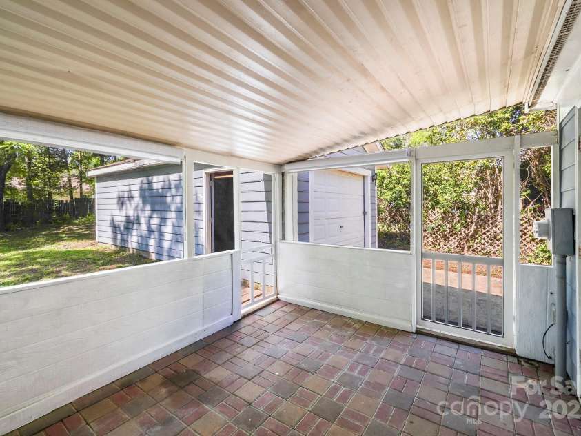 1938 Dembrigh Lane, Charlotte, NC 28262.  MLS# CAR4248394, YatesRealty ID 7375. 