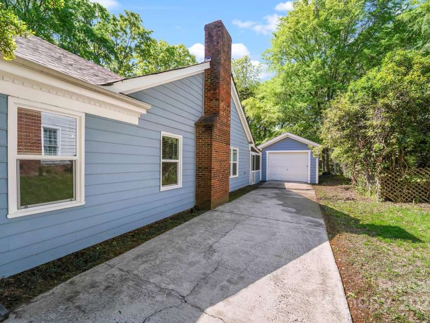 1938 Dembrigh Lane, Charlotte, NC 28262.  MLS# CAR4248394, YatesRealty ID 7375. 