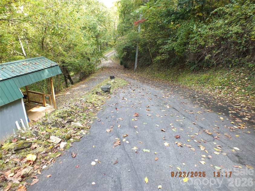 408 Whispering Winds Road, Waynesville, NC 28785.  MLS# CAR4305931, YatesRealty ID 7375. 