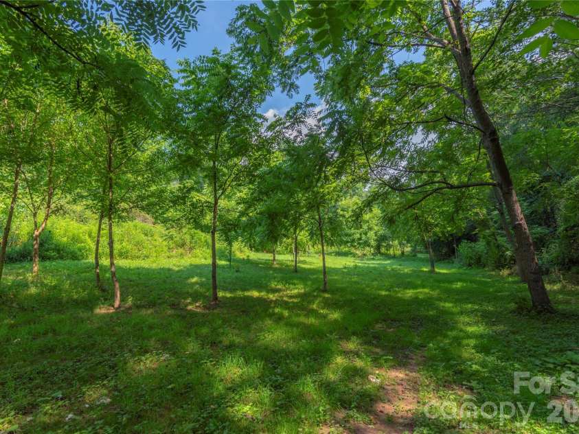 492, 518 and 524 Scruggs Circle, Canton, NC 28716.  MLS# CAR4050806, YatesRealty ID 7376. 