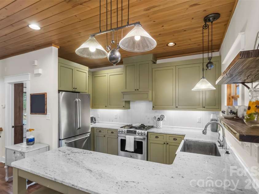 4064 Dense Acre Trail, Nebo, NC 28761.  MLS# CAR4301277, YatesRealty ID 7377. 