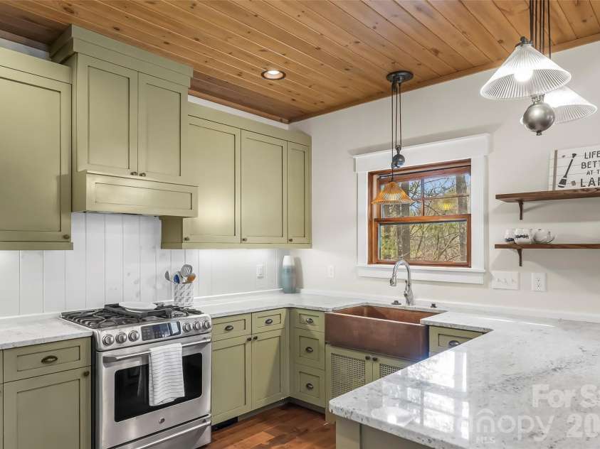 4064 Dense Acre Trail, Nebo, NC 28761.  MLS# CAR4301277, YatesRealty ID 7377. 