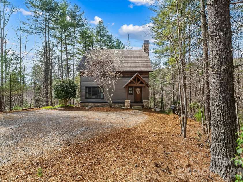 4064 Dense Acre Trail, Nebo, NC 28761.  MLS# CAR4301277, YatesRealty ID 7377. 