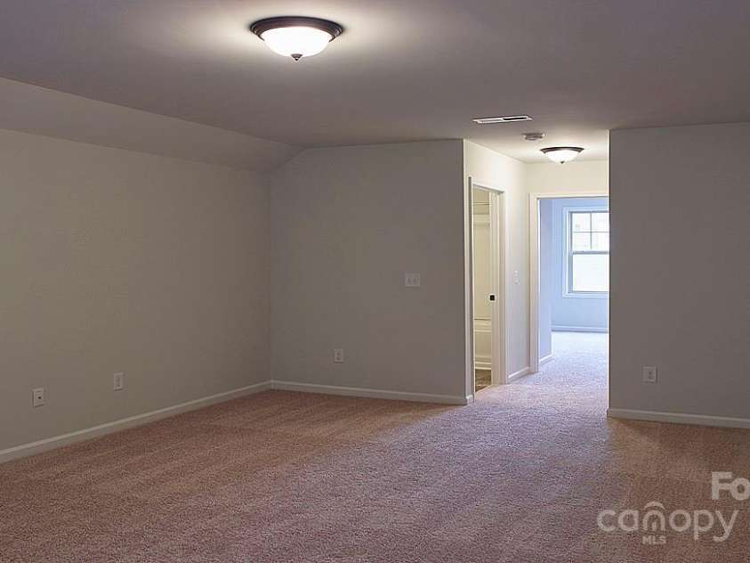 26 Forestdale Road, Hendersonville, NC 28792.  MLS# CAR4241683, YatesRealty ID 7378. Photos are representative